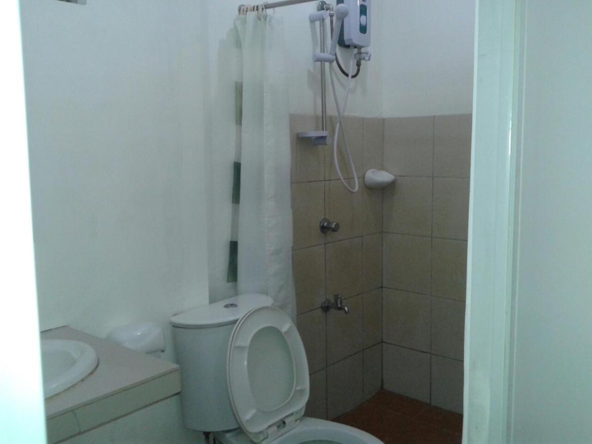 11Th Street Bed And Breakfast Bacolod Camera foto