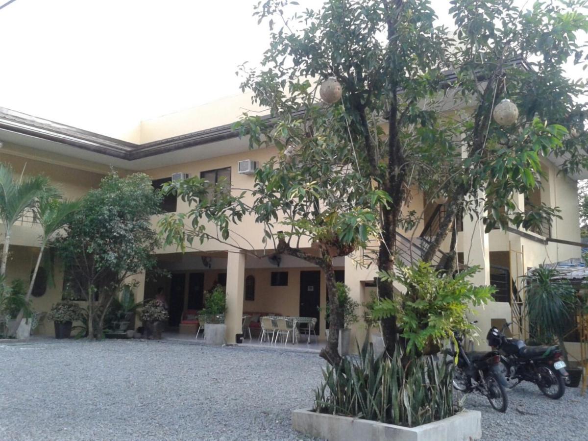 11Th Street Bed And Breakfast Bacolod Esterno foto